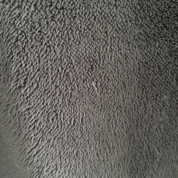 True Grit Fleece pullover - Picture 3 of 4